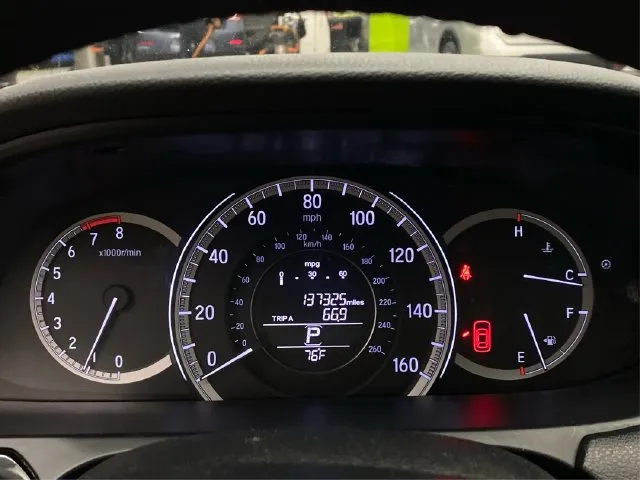 Honda Accord photo 21