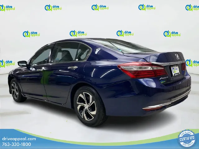 Honda Accord photo 8