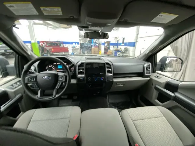 Ford F-150 photo 27
