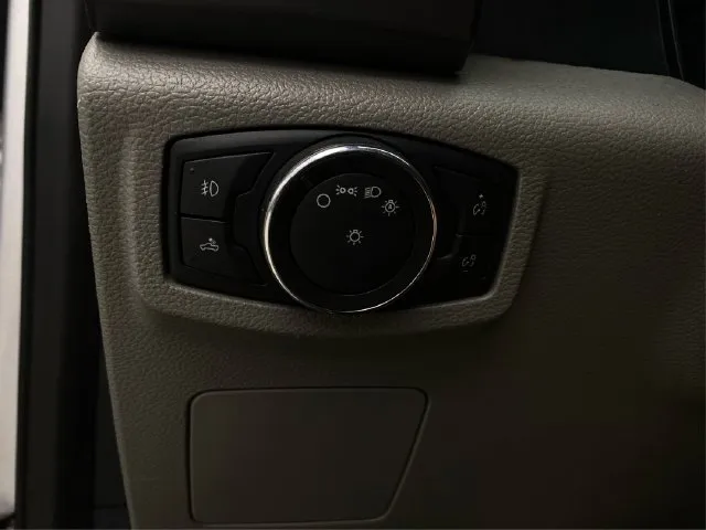 Ford F-150 photo 23