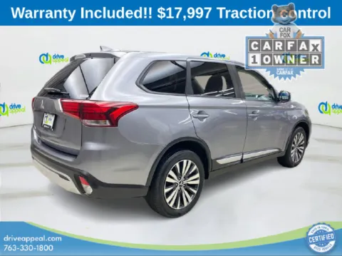 More photos of 2020 Mitsubishi Outlander SE at Drive Appeal New Hope, MN