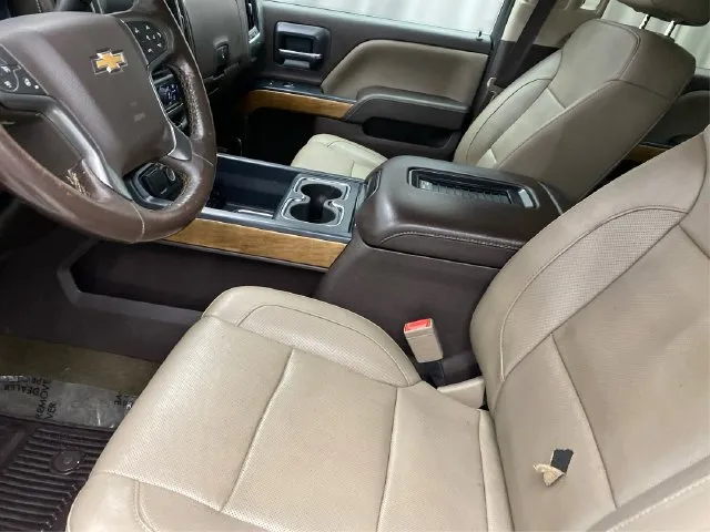 Chevrolet Silverado photo 10