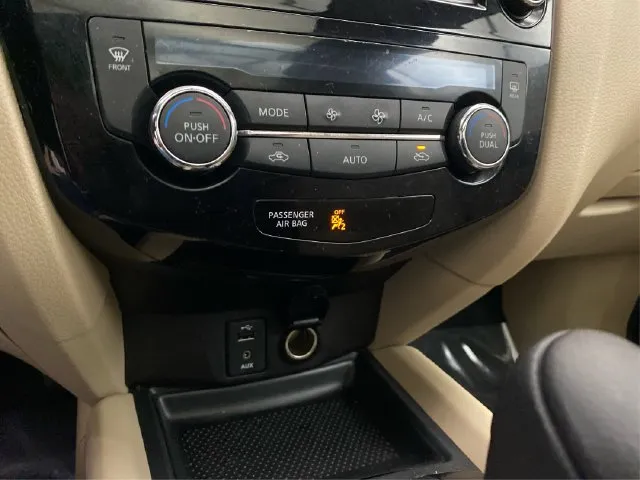 Nissan Rogue photo 33