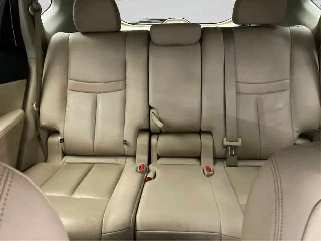 Nissan Rogue photo 21