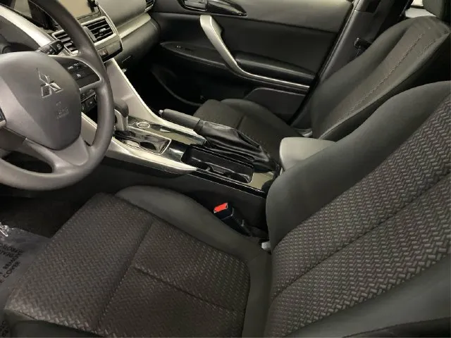 Mitsubishi Eclipse Cross photo 10