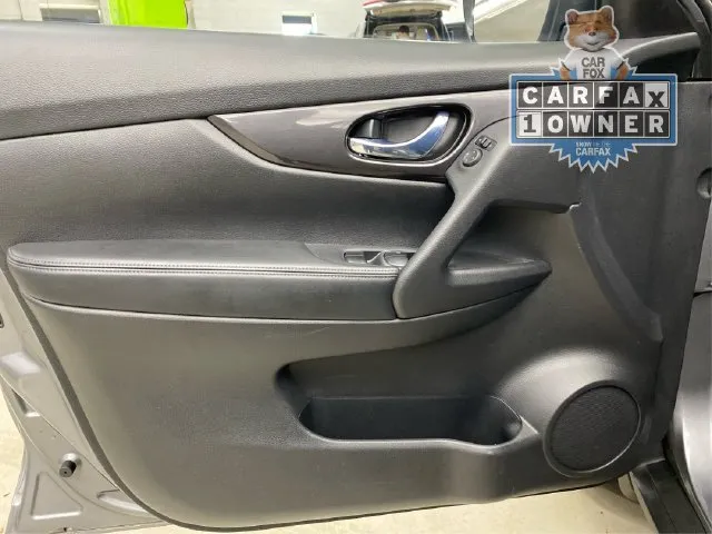 Nissan Rogue photo 26