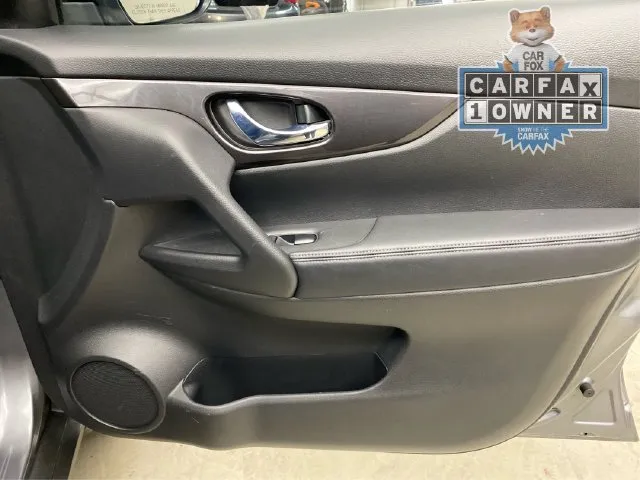 Nissan Rogue photo 27
