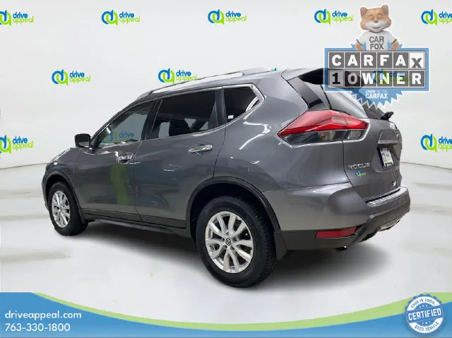 Nissan Rogue photo 8