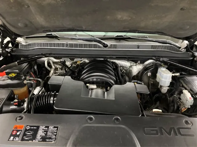 GMC Yukon XL photo 13
