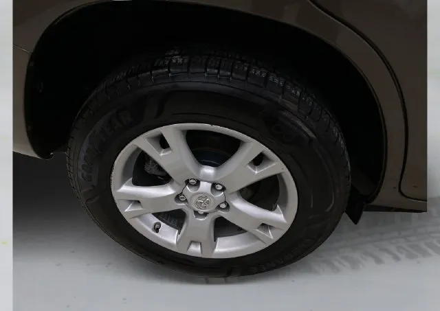 Toyota RAV4 photo 17