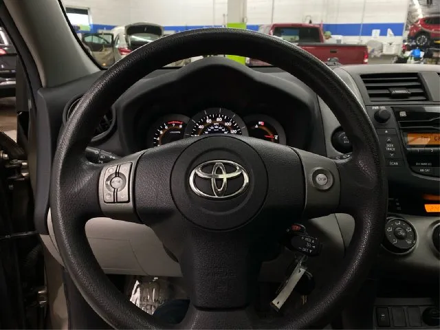 Toyota RAV4 photo 22