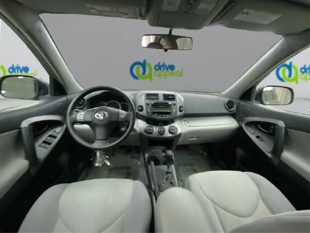 Toyota RAV4 photo 29