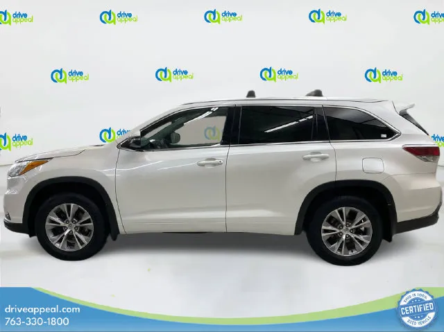 Toyota Highlander photo 9