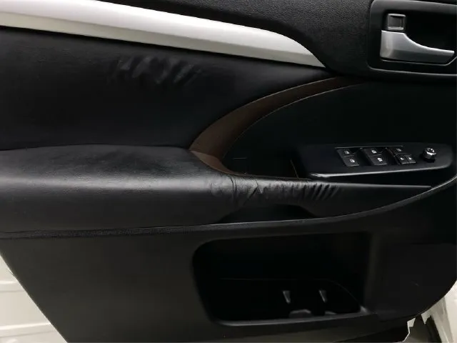 Toyota Highlander photo 26