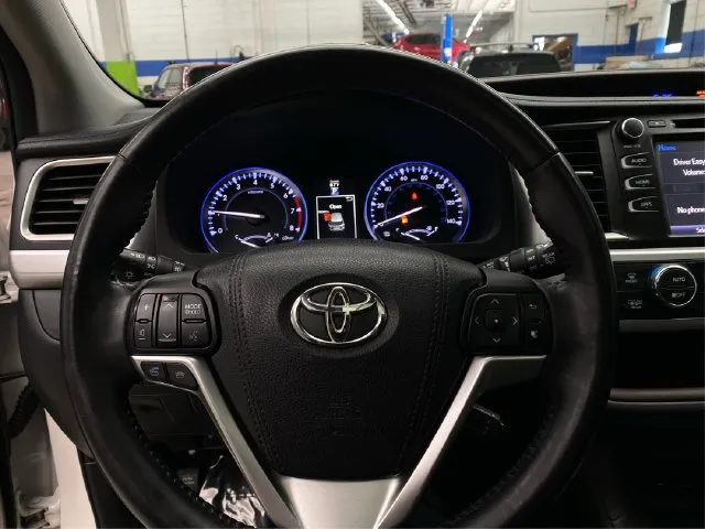 Toyota Highlander photo 23