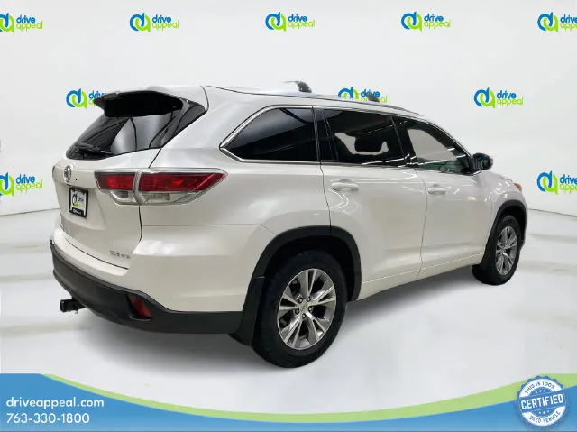 Toyota Highlander photo 5