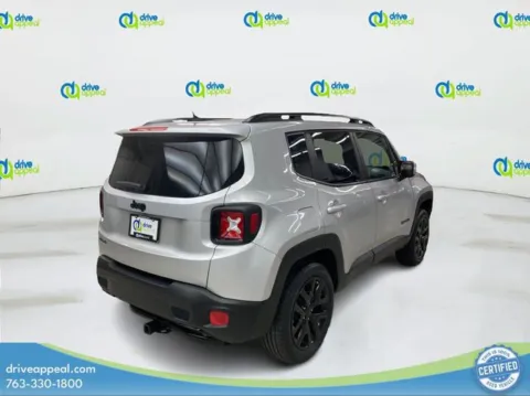 More photos of 2017 Jeep Renegade Altitude at Drive Appeal New Hope, MN