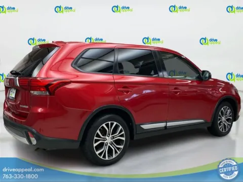 More photos of 2017 Mitsubishi Outlander ES at Drive Appeal New Hope, MN