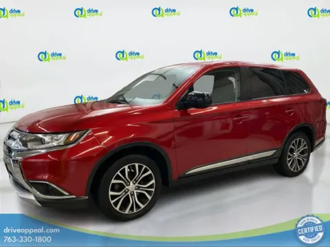 Silver 2017 Mitsubishi Outlander ES for sale in New Hope, MN