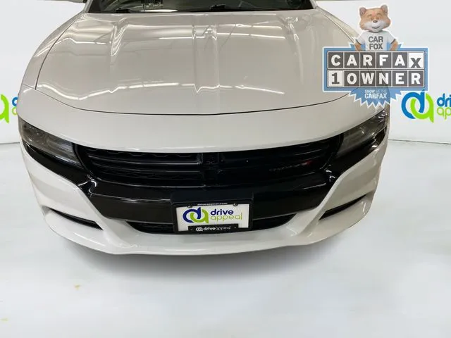 2021 Dodge Charger photo 3