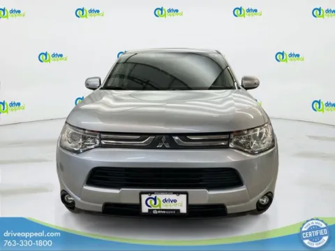 Photos of 2014 Mitsubishi Outlander GT for sale in New Hope, MN at Drive Appeal New Hope