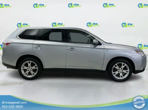 More photos of 2014 Mitsubishi Outlander GT at Drive Appeal New Hope, MN