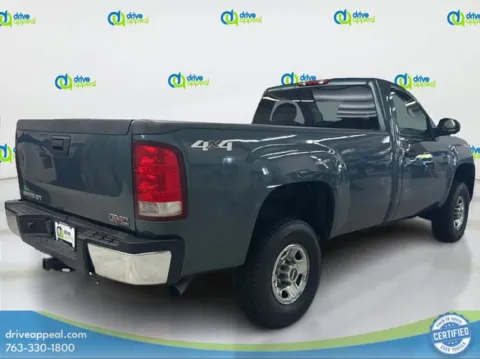 More photos of 2007 GMC Sierra 2500HD Work Truck at Drive Appeal New Hope, MN