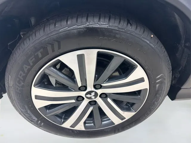 2022 Mitsubishi Outlander Sport ES photo 4