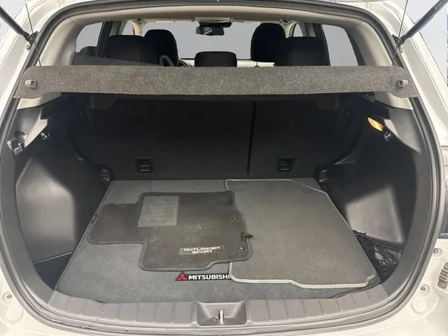 2022 Mitsubishi Outlander Sport ES photo 3