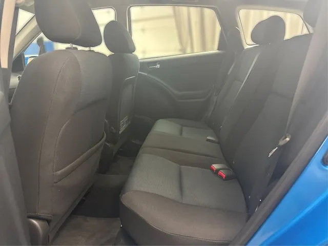 2007 Toyota Corolla Matrix L photo 4