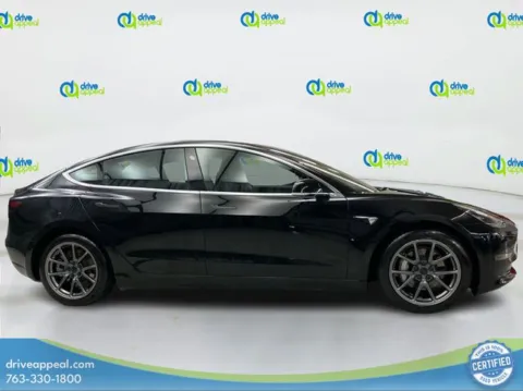 More photos of 2018 Tesla Model 3 at Drive Appeal Eden Prairie, MN