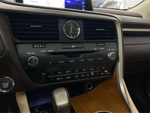 Lexus RX photo 33