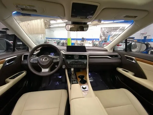 Lexus RX photo 29