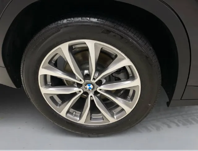 BMW X3 photo 17