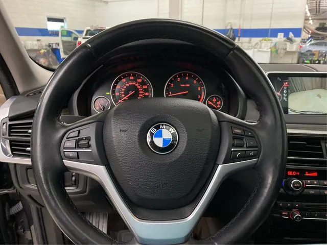 BMW X5 photo 23