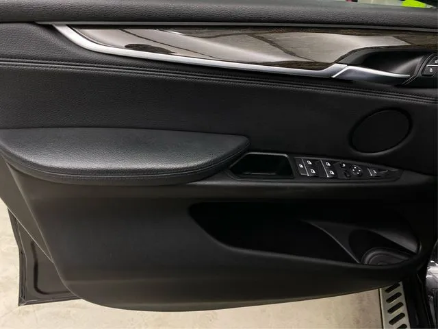 BMW X5 photo 26