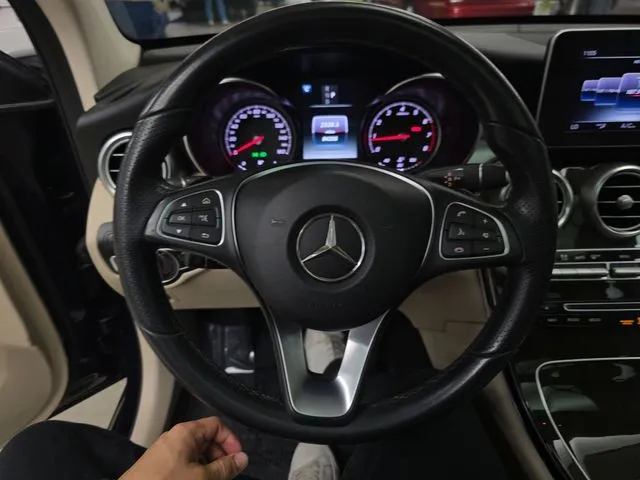 Mercedes-Benz GLC photo 23