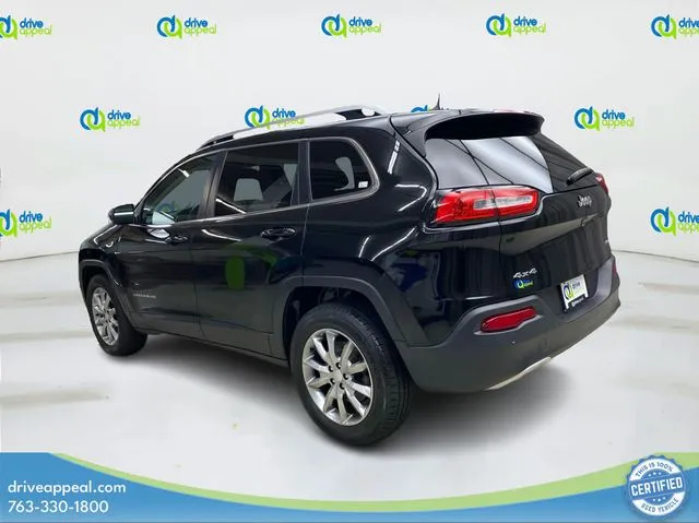 Jeep Cherokee photo 8