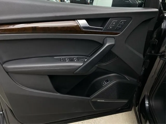 Audi Q5 photo 28