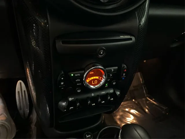 Mini Cooper photo 32