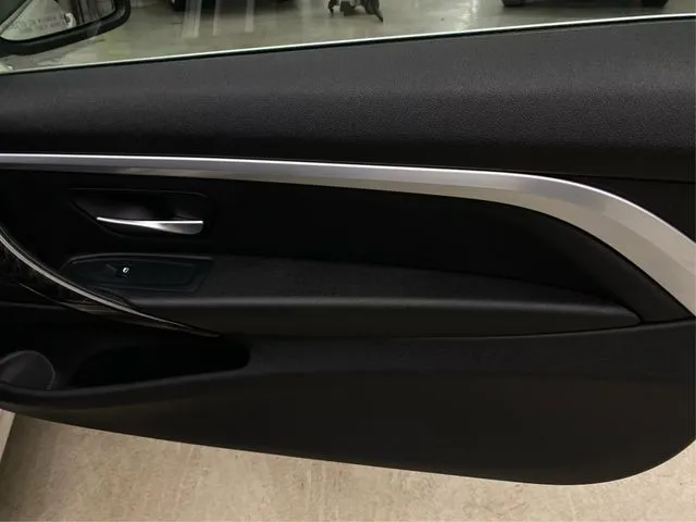 BMW 4 Series photo 26