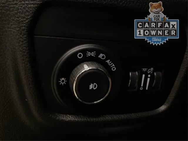 Jeep Grand Cherokee photo 24