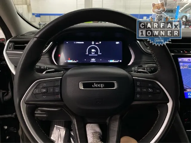 Jeep Grand Cherokee photo 23