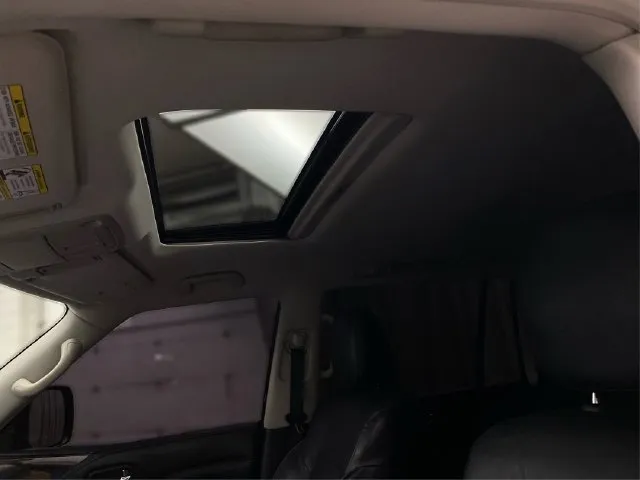 Infiniti QX80 photo 27
