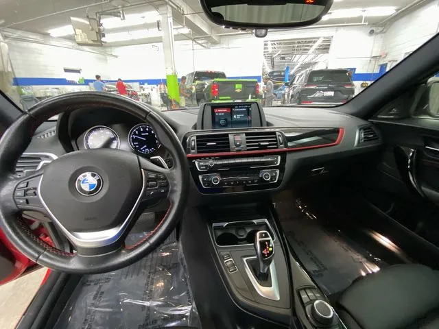 BMW 2 Series photo 28