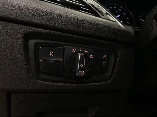 BMW 2 Series photo 23