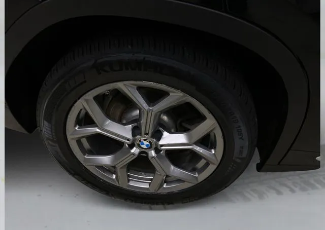 BMW X4 photo 18