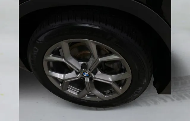 BMW X4 photo 20