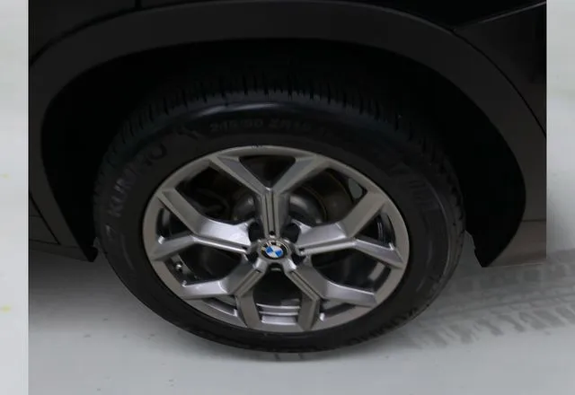 BMW X4 photo 19