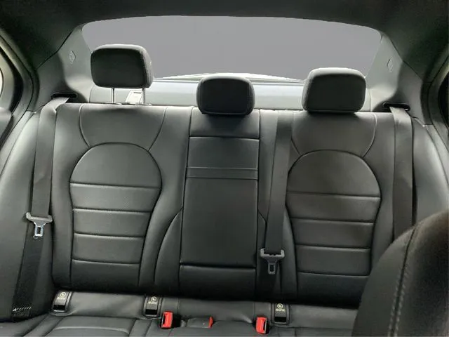 Mercedes-Benz C-Class photo 21